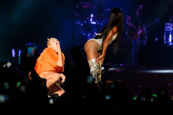 Miley-Cyrus -Bangerz-Tour